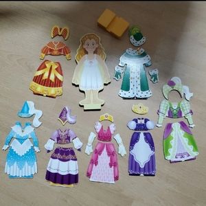 🎉HP🎉Princess magnetic dress up